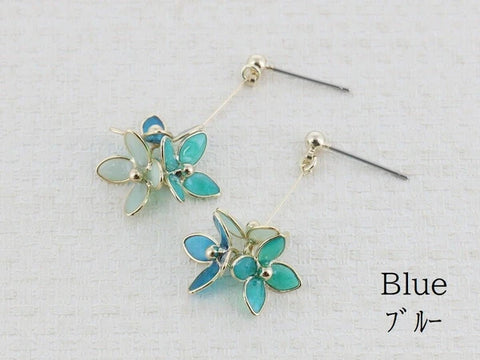 JUNO[Titanium Earrings] Hydrangea Pattern Earrings