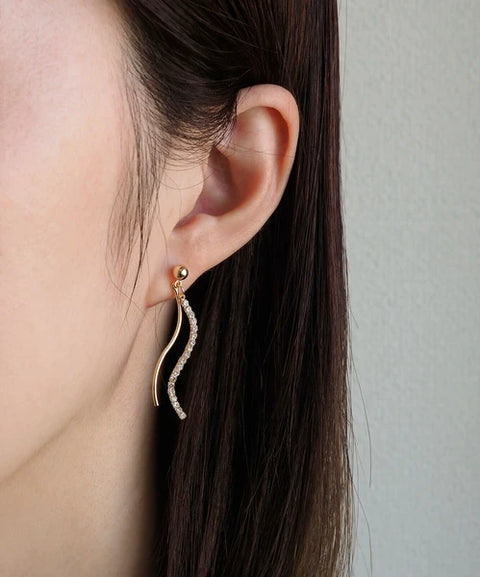 JUNO [Titanium Earrings] Sway Double Wave Line Earrings