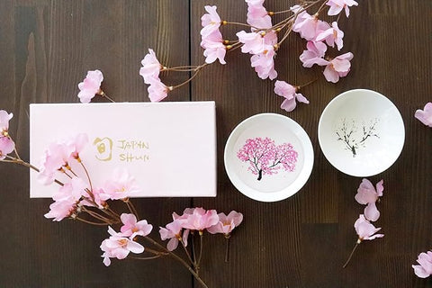 Japanese Sakura Cherry Blossom Color Changing Sake Cups (Pair), Magical Blooming Sake Cups