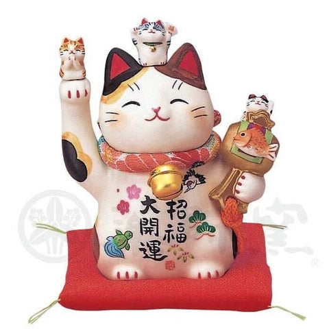 Yakushigama  Lucky Cat (Crepe Collar, No. 4) #7457